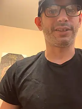 hailzeffn online show from December 22, 2025, 5:35 pm