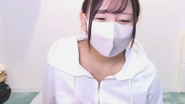 Snapshot of YUTSU_KI chatting on December 21, 2024, 9:15 pm YUTSU KI online show from December 21, 2024, 9:15 pm