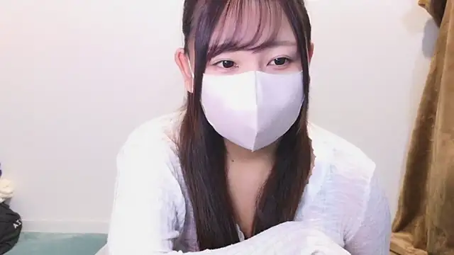 Snapshot of YUTSU_KI chatting on January 3, 2025, 9:47 pm YUTSU KI online show from January 3, 2025, 9:47 pm