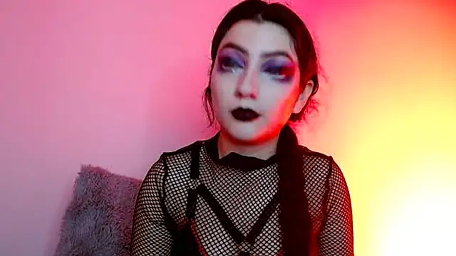 sophy rock online show from November 20, 2025, 6:19 pm