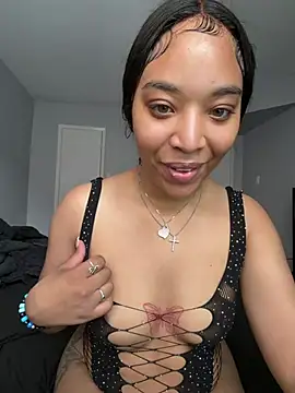 Snapshot of Therealaaliyahnichols chatting on June 12, 2026, 5:54 pm Therealaaliyahnichols online show from June 12, 2026, 5:54 pm