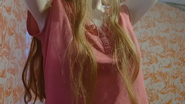 strawberrysmoothie online show from March 25, 2026, 7:24 pm