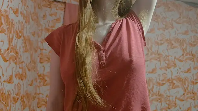 strawberrysmoothie online show from March 28, 2026, 12:33 am