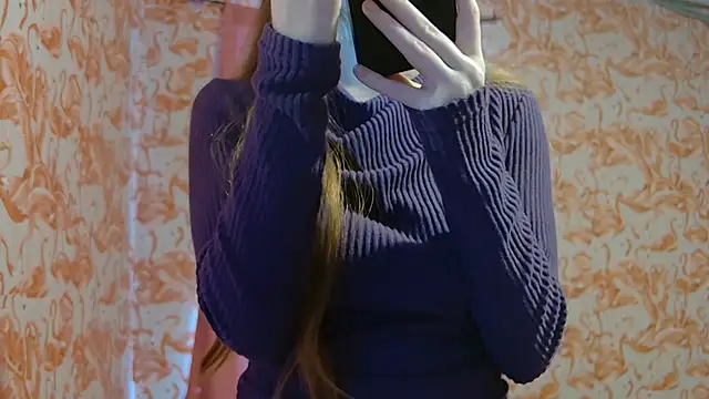 strawberrysmoothie online show from March 12, 2026, 7:51 pm