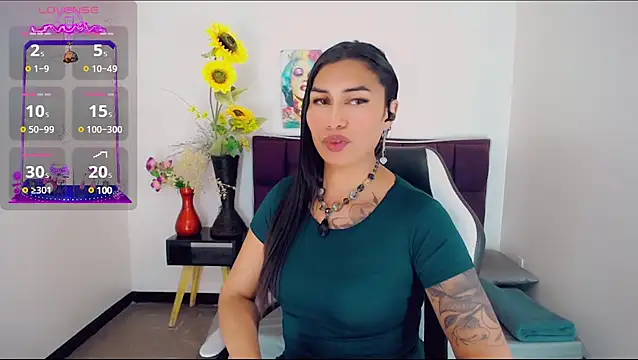 Snapshot of khiara_moretti chatting on March 22, 2025, 2:47 pm khiara moretti online show from March 22, 2025, 2:47 pm