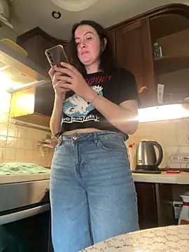 space stacy online show from April 4, 2026, 10:33 am