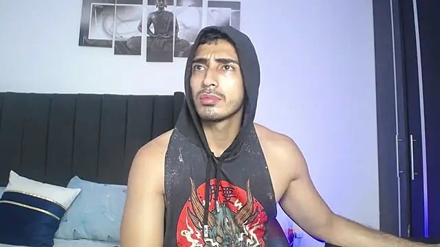 Snapshot of muscle_ares chatting on February 26, 2025, 11:32 am muscle ares online show from February 26, 2025, 11:32 am