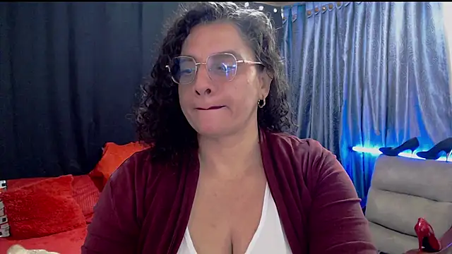 Aleja Gonzales online show from July 15, 2026, 11:28 am