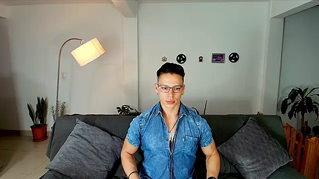 Snapshot of Baxter_Dex chatting on February 2, 2025, 1:02 am Baxter Dex online show from February 2, 2025, 1:02 am