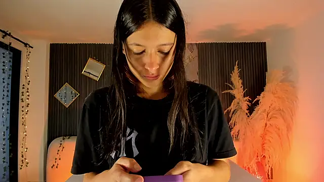 Agathaargent  online show from January 8, 2026, 11:16 am