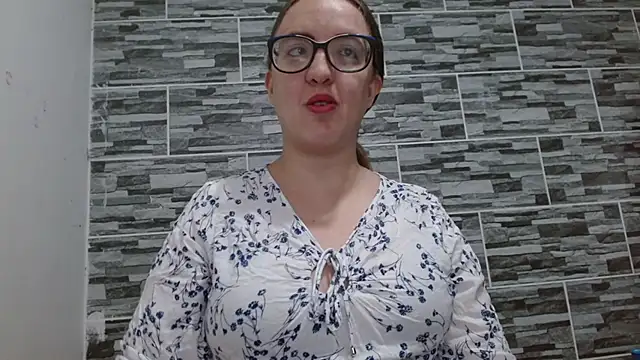 Venus Santana online show from May 2, 2026, 4:56 pm