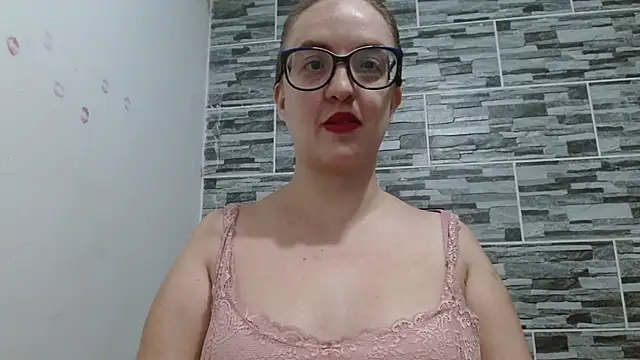 Venus Santana online show from February 7, 2026, 7:00 pm