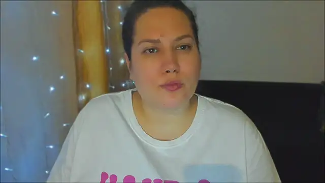  madalexa  online show from November 11, 2025, 8:36 pm