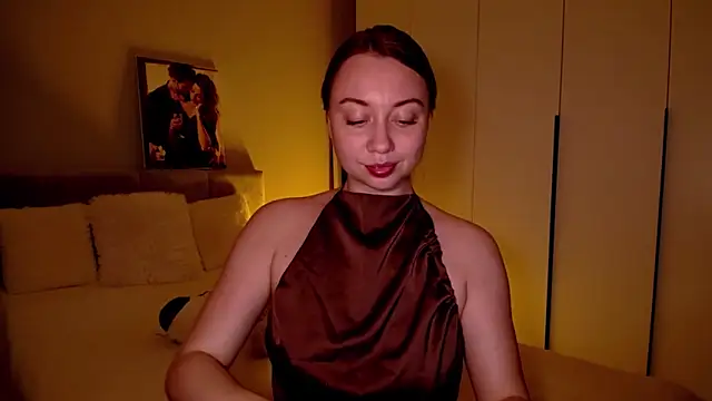 Snapshot of DanielaWisse chatting on June 18, 2026, 8:58 pm DanielaWisse online show from June 18, 2026, 8:58 pm