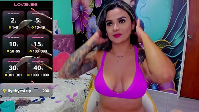 mia bigtits17 online show from March 13, 2025, 2:27 am