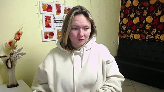 SallyVerda online show from November 20, 2025, 6:30 pm