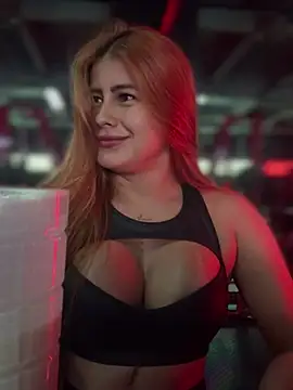 Amber Martins  online show from March 29, 2026, 4:52 pm