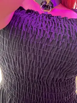 Amber Martins  online show from December 20, 2025, 4:21 pm