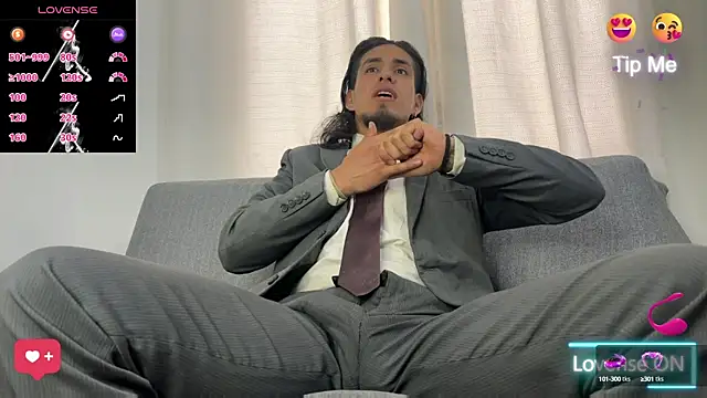 Tom blunt96 online show from November 16, 2025, 1:49 pm