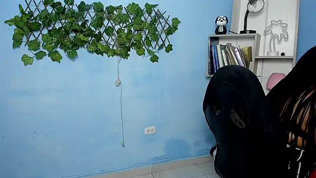 bbw charlote online show from November 14, 2025, 12:20 pm