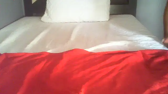 Esona5 online show from April 14, 2026, 8:41 am