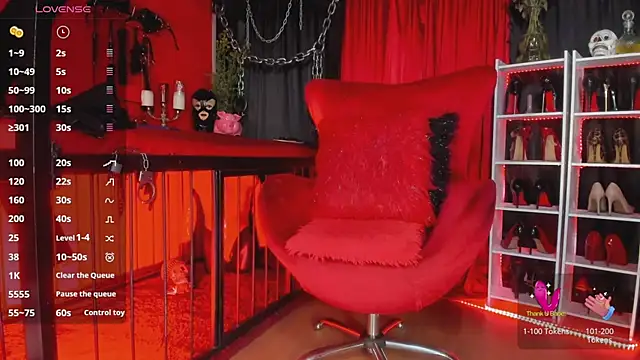 MistressAndre online show from June 3, 2026, 8:02 pm