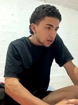 ever10183 online show from December 17, 2025, 2:38 am