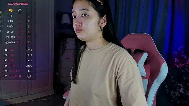 FreyaRaya online show from March 16, 2025, 10:00 am