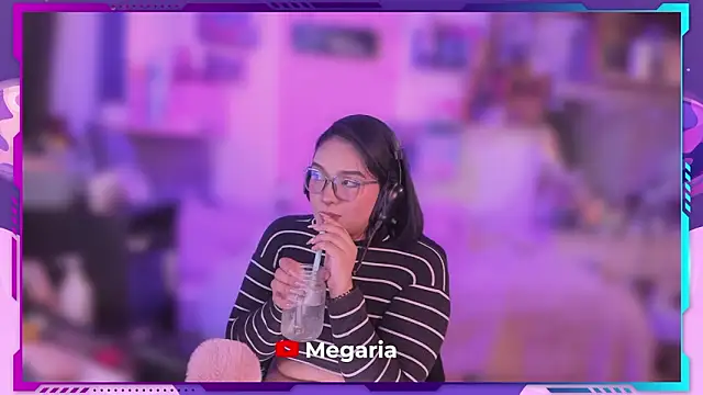 MegariaB online show from February 6, 2026, 4:52 am