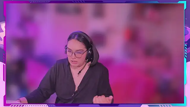 MegariaB online show from April 12, 2026, 4:38 am