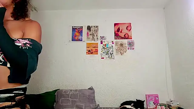 angelsdustxxx online show from February 12, 2025, 9:20 am