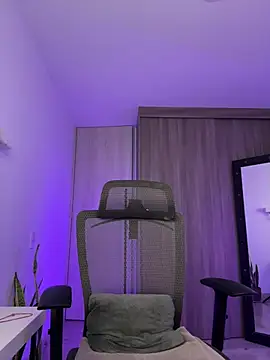 evangeline ch online show from February 15, 2026, 6:07 pm