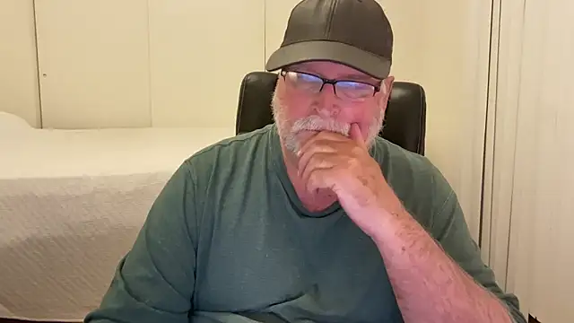 Drummajor online show from February 2, 2026, 2:10 am