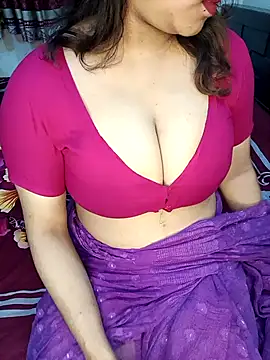 Snapshot of Dayna-36 chatting on September 9, 2025, 2:59 pm Dayna-36 online show from September 9, 2025, 2:59 pm