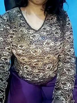 Snapshot of Dayna-36 chatting on March 10, 2025, 8:01 pm Dayna-36 online show from March 10, 2025, 8:01 pm