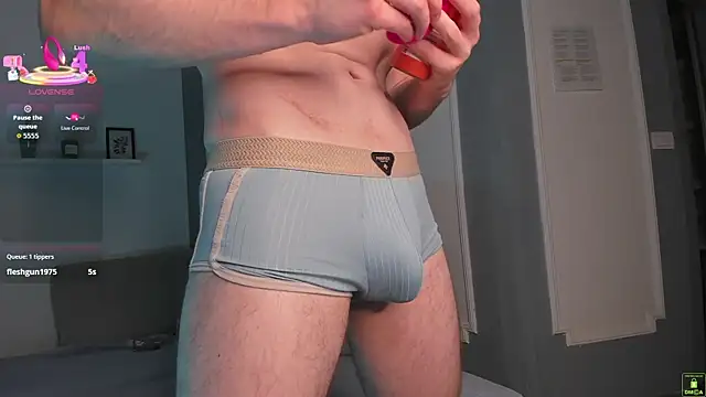 EnriqueBarberry online show from December 20, 2025, 6:27 am