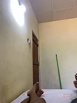 Annstella online show from October 29, 2025, 6:23 am