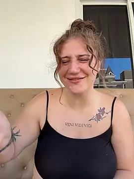 JessiMur online show from December 17, 2025, 1:43 am