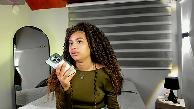 nayah   online show from February 6, 2026, 8:05 pm