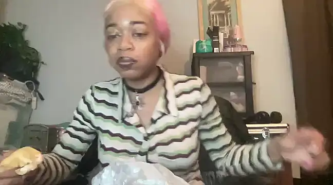 MommyConfident online show from March 11, 2025, 10:42 pm