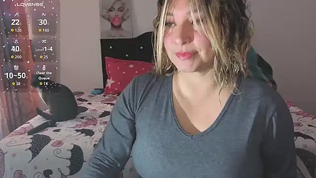 Snapshot of Devil_Sara chatting on April 22, 2026, 3:08 pm Devil Sara online show from April 22, 2026, 3:08 pm