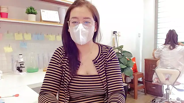 Snapshot of Alisa_Hotfeeling chatting on January 13, 2025, 2:07 am Alisa Hotfeeling online show from January 13, 2025, 2:07 am