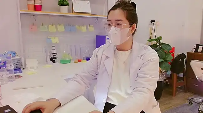 Snapshot of Alisa_Hotfeeling chatting on February 27, 2025, 2:35 am Alisa Hotfeeling online show from February 27, 2025, 2:35 am