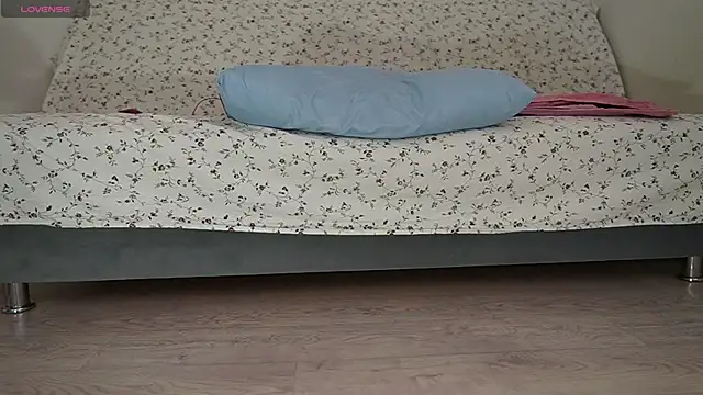 Fecvht45 online show from February 13, 2026, 6:46 am