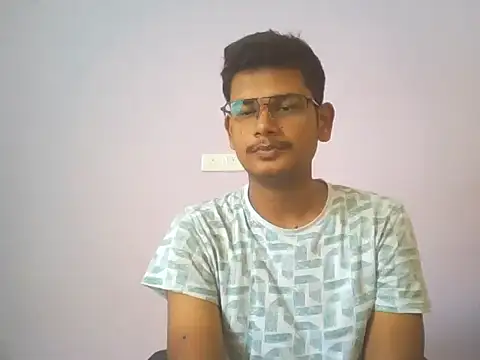 Snapshot of Dusky_Aarav chatting on June 28, 2026, 5:47 am Dusky Aarav online show from June 28, 2026, 5:47 am