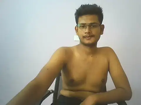 Snapshot of Dusky_Aarav chatting on July 5, 2026, 10:55 am Dusky Aarav online show from July 5, 2026, 10:55 am