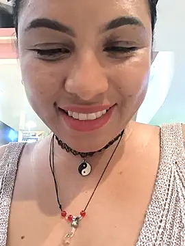 Francesca ferrari online show from October 27, 2025, 6:53 pm