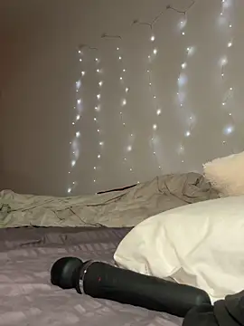 Snapshot of haileyhope_ chatting on October 26, 2025, 9:48 pm haileyhope  online show from October 26, 2025, 9:48 pm