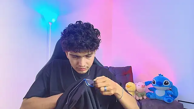 TylerWhite  online show from January 12, 2026, 1:51 pm