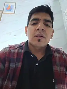 latino17 online show from November 16, 2025, 7:24 am